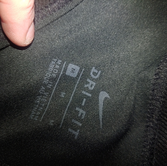 Grey sparkly Nike Capri pants - Picture 3 of 3